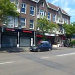 Ξενοδοχείο Isis 3*