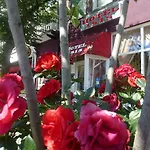 Ξενοδοχείο Isis 3*