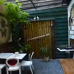 Isis Ξενοδοχείο