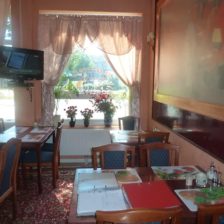 Hotel Isis 3*