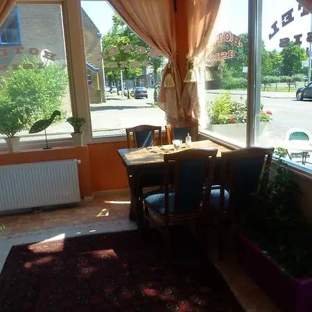 Isis Hotell
