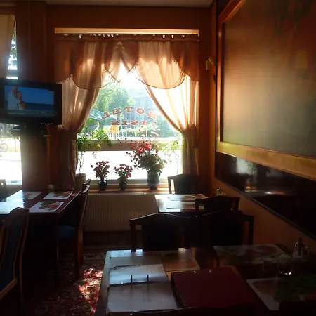 Isis Hotel 3*
